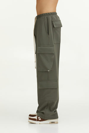 AMC CARGO PANTS - OLIVE